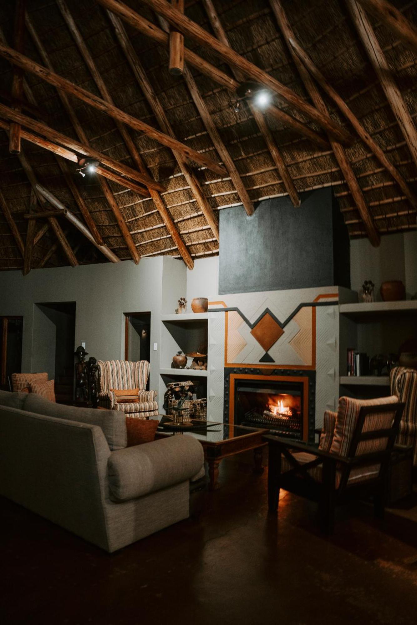 Matingwe Lodge Hartbeestfontein Esterno foto